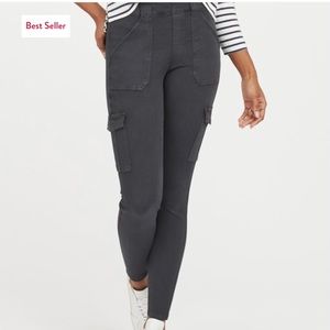 NWT SPANX stretch twill ankle cardo pant